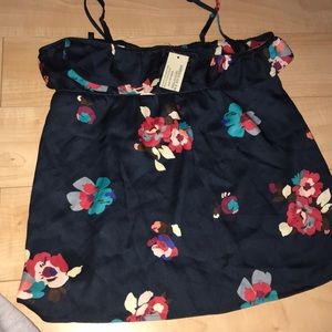 Blue flowery shirt🌟